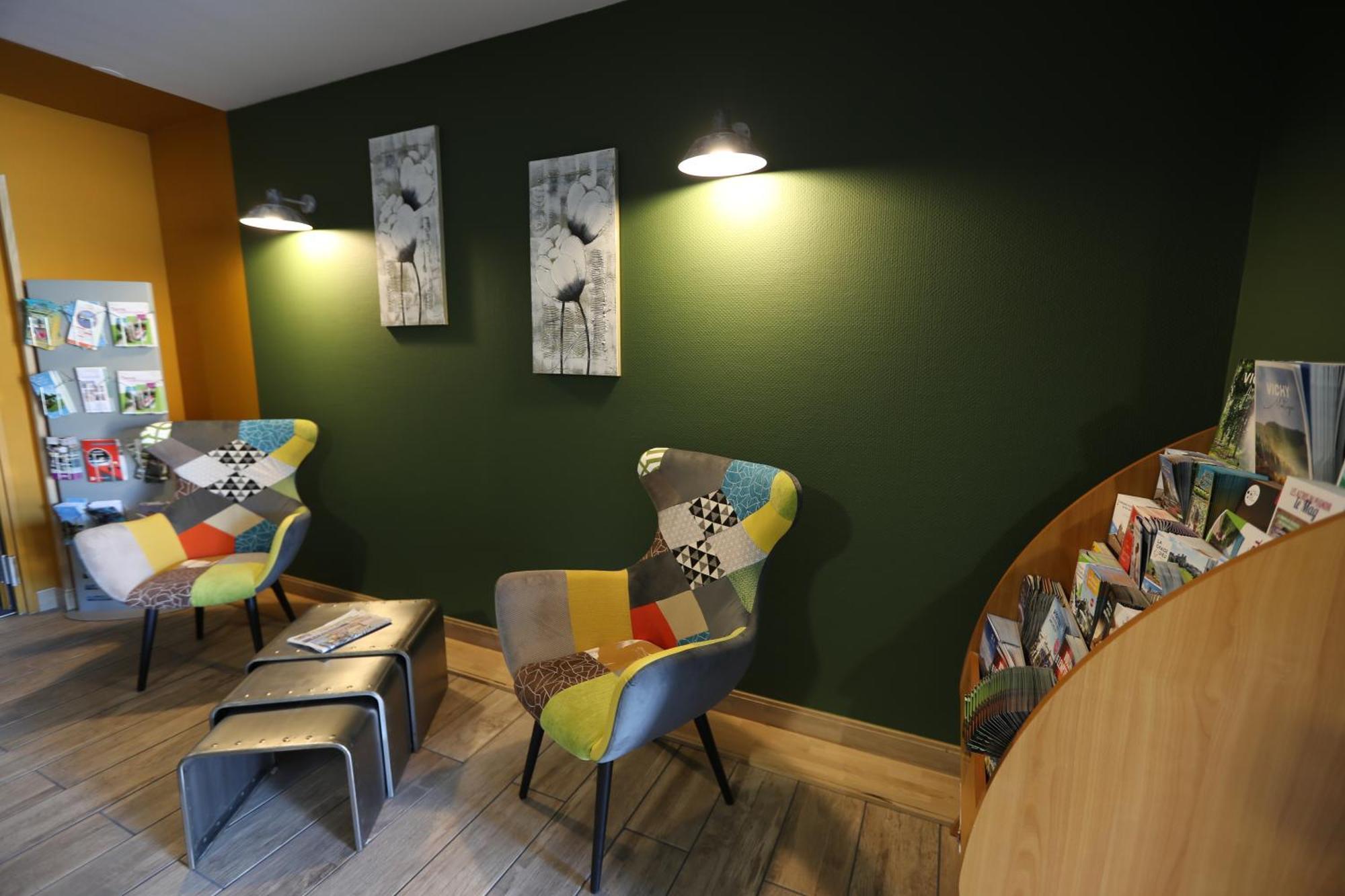 Hotel Restaurant Cirius Montrond-les-Bains Exterior foto
