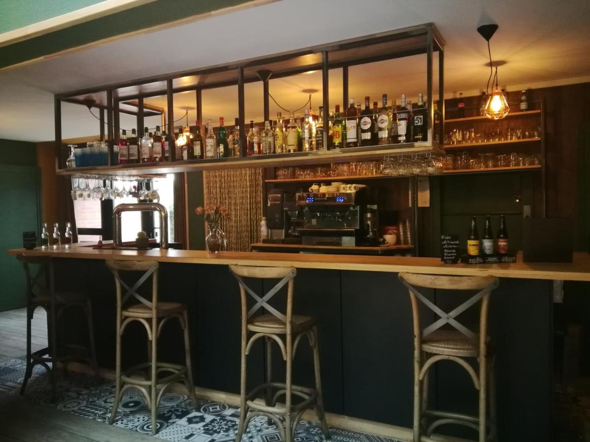 Hotel Restaurant Cirius Montrond-les-Bains Exterior foto