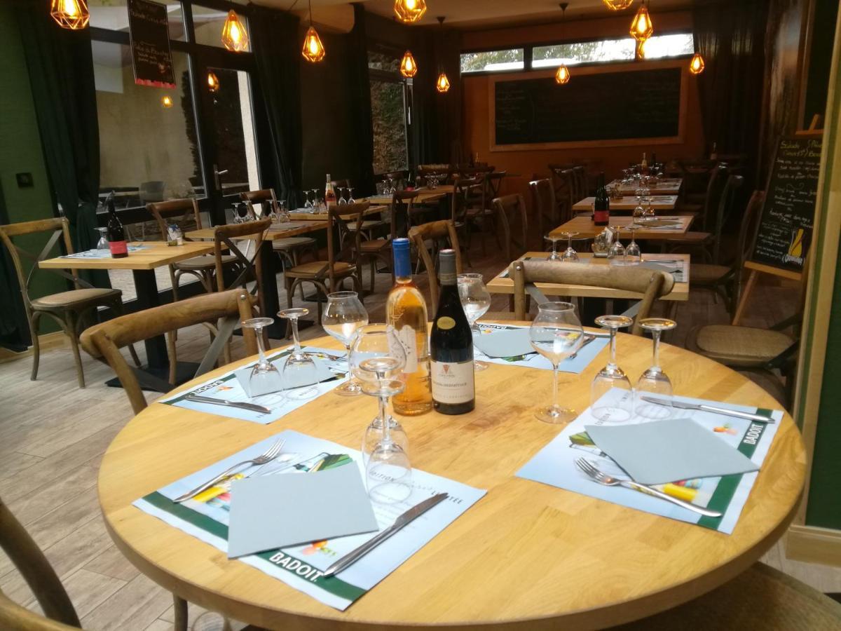 Hotel Restaurant Cirius Montrond-les-Bains Exterior foto
